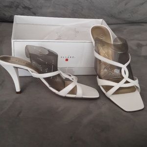 White Sandle Heel